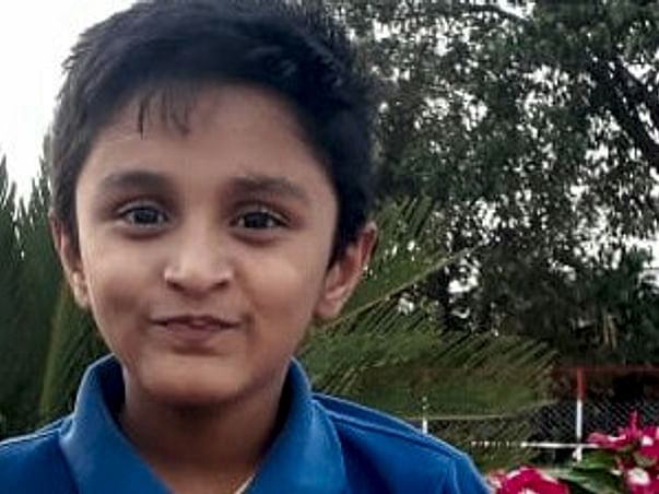 Help Niken Undergo Spinal Surgery