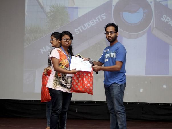 Help Priyanka Pursue Masters in France
