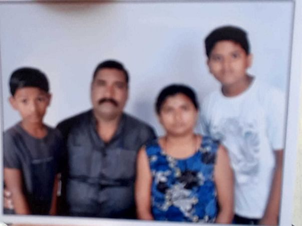 Help Kartik And Rudhraksha Educate Themself