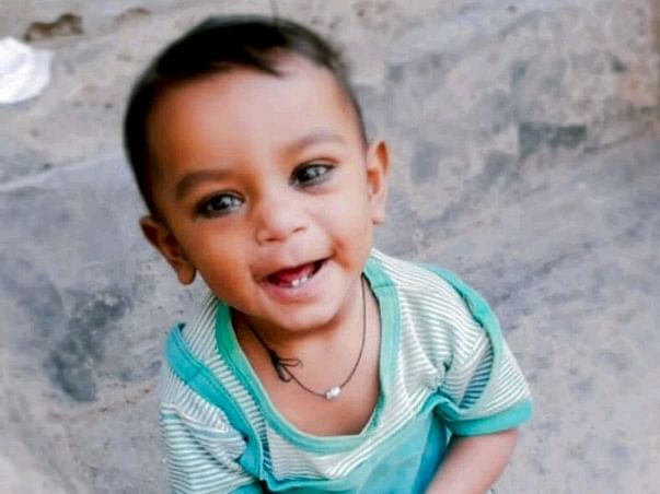 Help Baby Zainab Undergo Heart Surgery