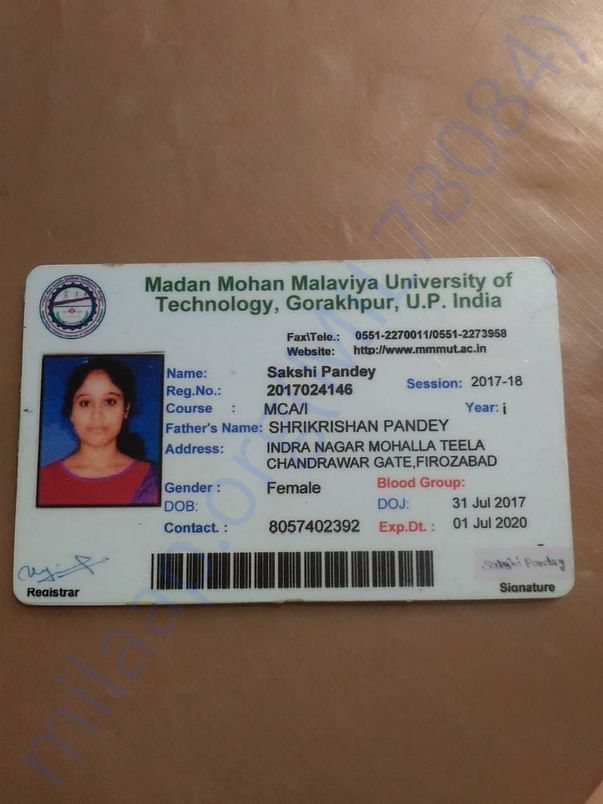Her identity card of college.. 2017 to 2020.