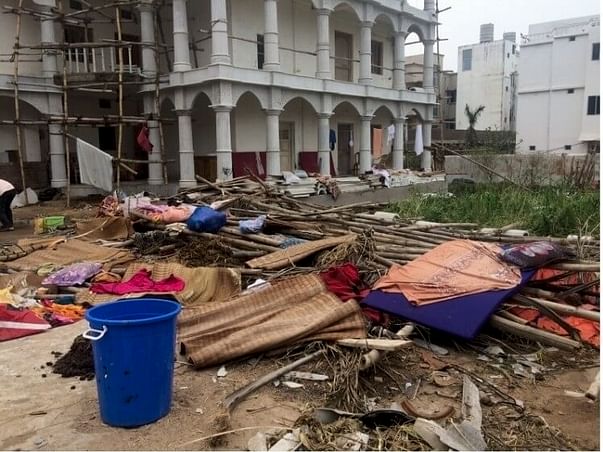 Help In Cyclone Relief In Puri
