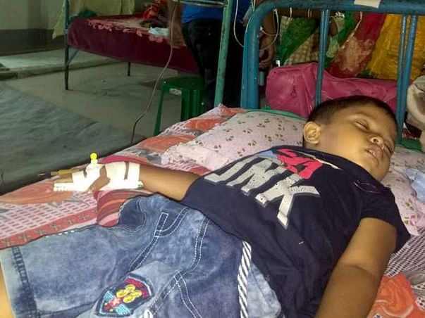 Daily wage Laborer fighting to save his son's life