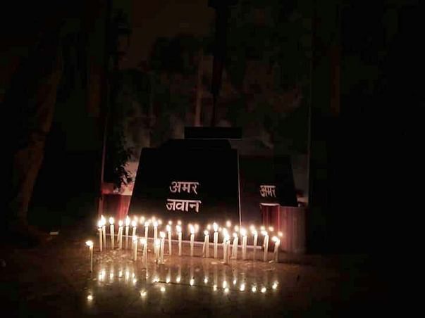 Veer Sahyog (Join hands to support martyrs families)