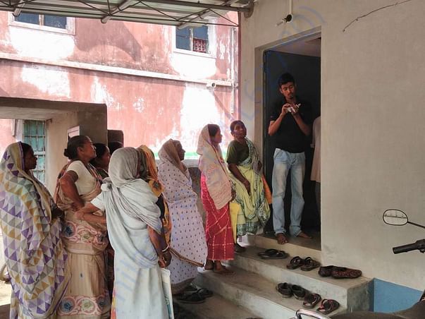 Patients queuing up