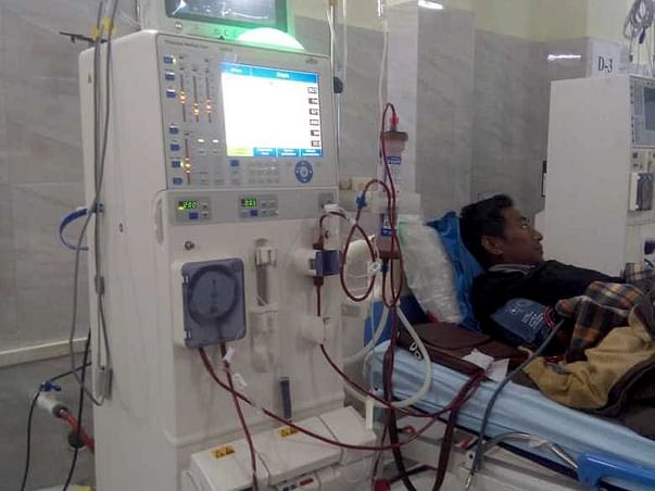 Help Siakeulak For his kidney transplant.