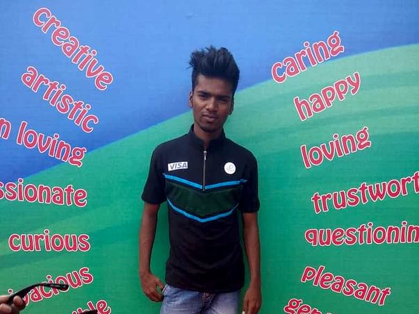 Help Fayaz's dream of studying Sports Management come true!