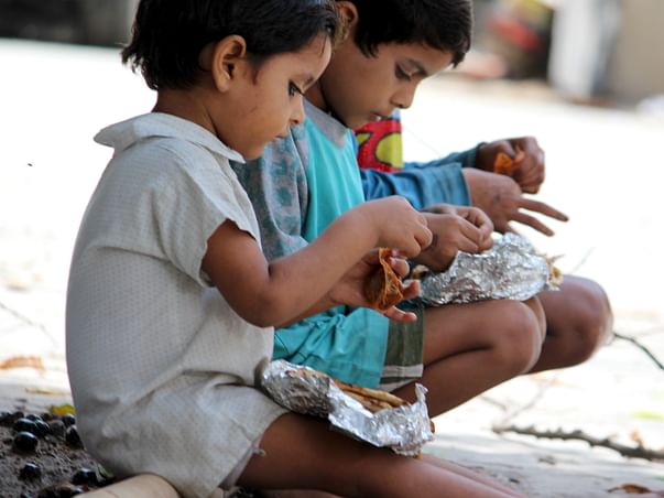 Help Roti Bank ~ Taaki Koi Bhookha Na Rahe