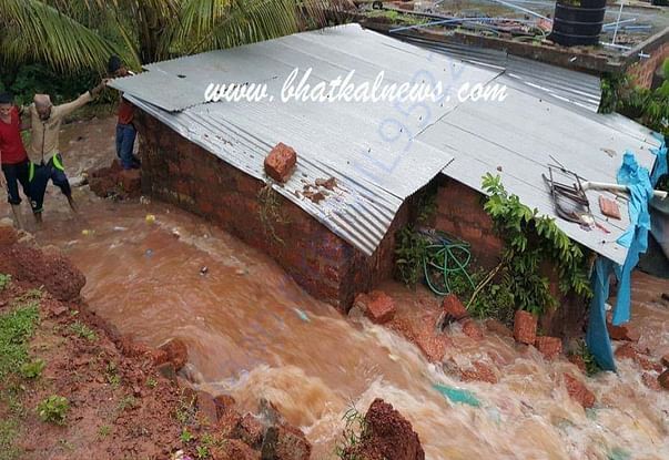 People are suffering because of flood