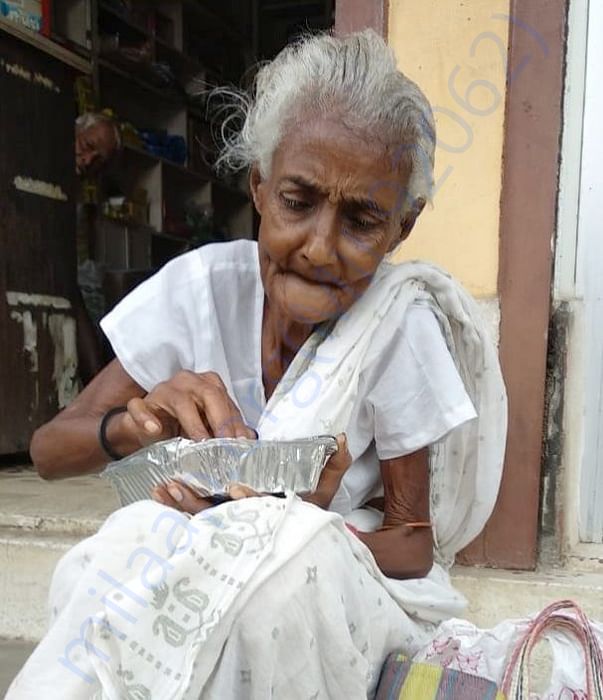 Lend your helping hand to complete our home for such destitute mother