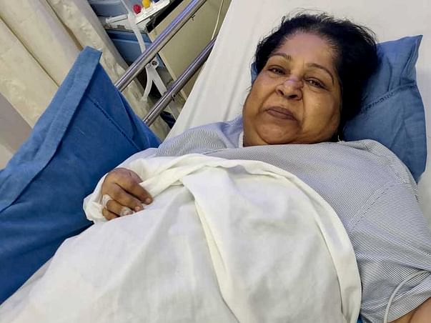 Help My Mother Khatija Undergo Laparoscopic Cholecystectomy.