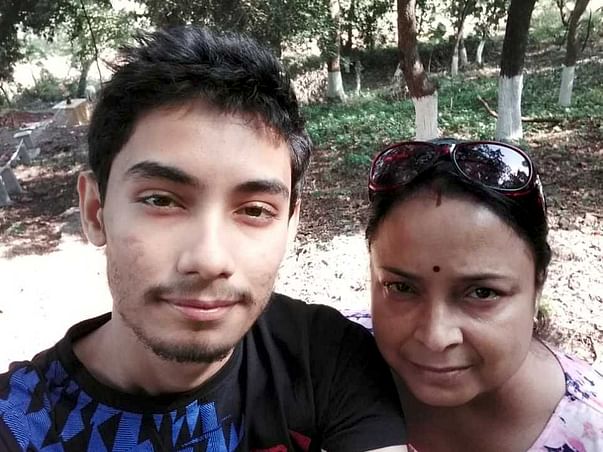 Help Sayan Bring His Mother Back From A Heart Leakage