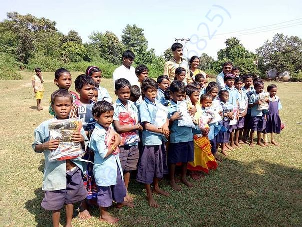 kids from orphanage in durga pujo darshan