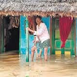 LOOKING DONORS FOR MY FLOOD EFFECTED DAMGED HOUSE RECTIFICATION