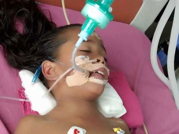Help Khathija's To Undergo Treatment!