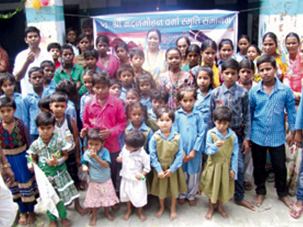 SWACH BACHPAN SWASHTH BACHPAN
