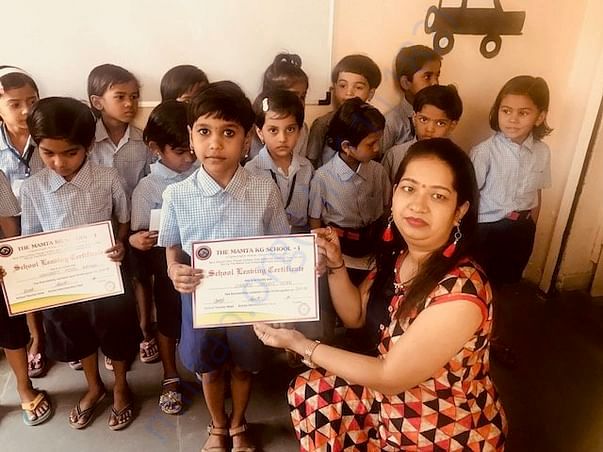 Certificate distribution