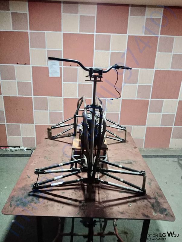 Chassis complete.