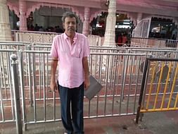 Help Alak Mukherjee Fight Lung Cancer 4th stage.