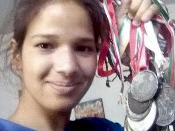 Help Garima To Win Again
