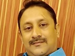 42 Years Old Arnab Hajra Needs Your Help Recover From Accident