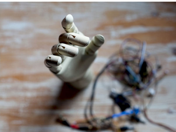 Help Neuro Touch to improve medical sector