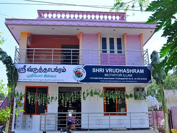This Brahmin Home Is Supporting 60 Elderly Abandoned! Donate and Help
