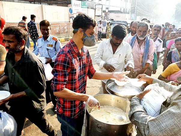 Humanity First: Hyderabad Man Distributes Free Food Outside Hospital
