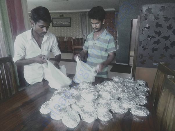 100 Food packet Every day