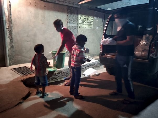 Help food for needy people