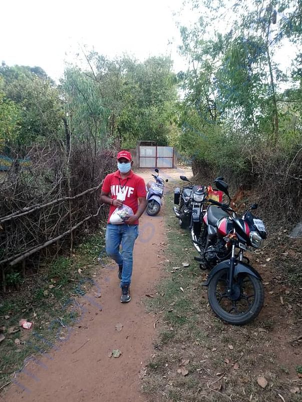 MIWF MP Team delivering food packets to the needy in remote villages