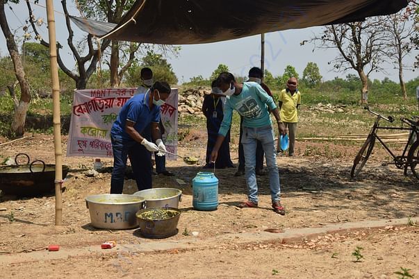 Our community kitchen to feed lockdown affected lives in Purulia