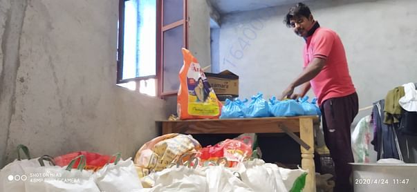 Food for daily wages and hungry people