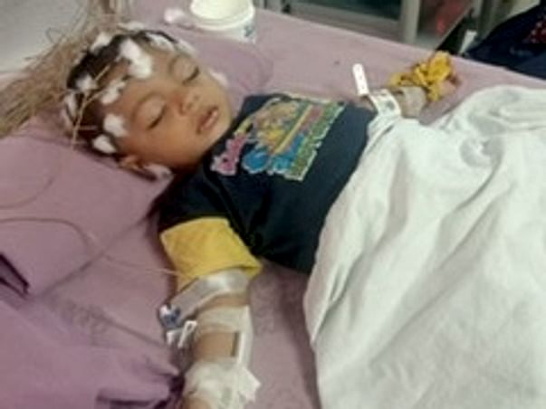 Help Little Rayan fight this battle