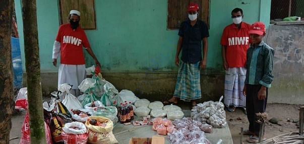 21 families in Levarputa village of Assam state received Helpfeedpacks