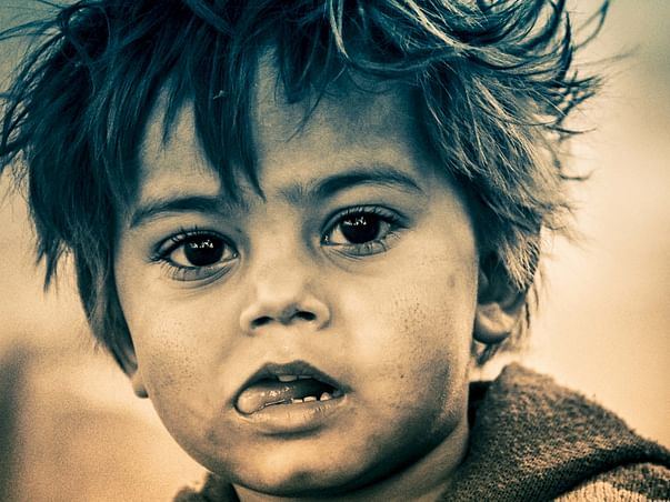 Lend A Hand, join Rashmi and sponsor ration for people hit by COVID-19