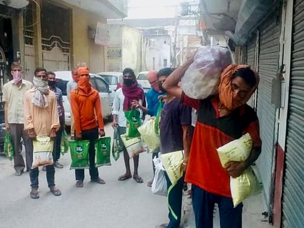 #FeedDailyWageEarners | Support दिहाड़ी मजदूर in Covid19