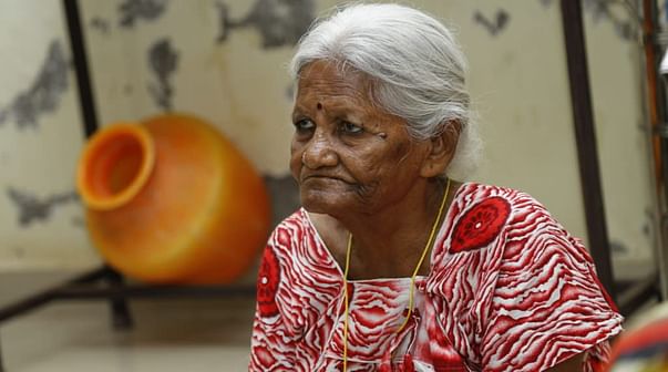 sponsor poor oldage person in oldagehome india