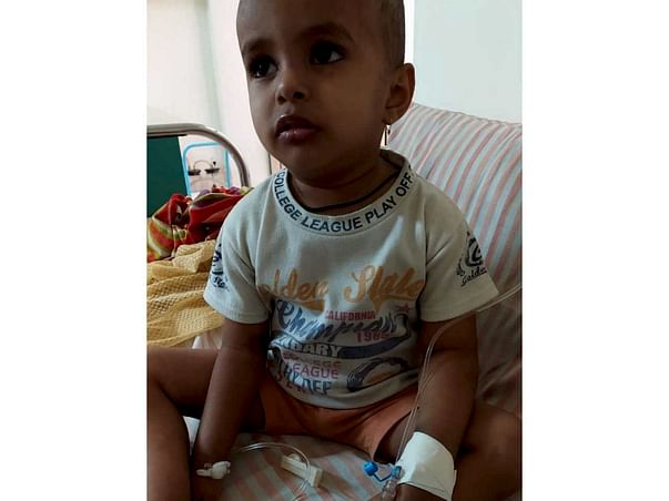 2 years old Arnav Nilesh Parashar needs your help fight Blood Cancer