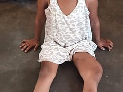 Help Geethika fighting with Knee cancer