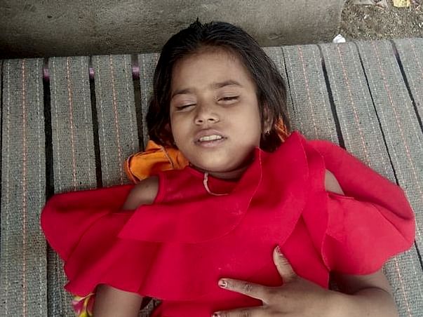 Support Nandini Recover From Blindness
