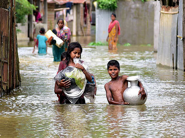 EXO fans coming together to help flood affected victims in Assam