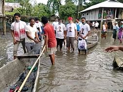 #AssamFloods,
Sowmick has come to help people affected by Assam Floods