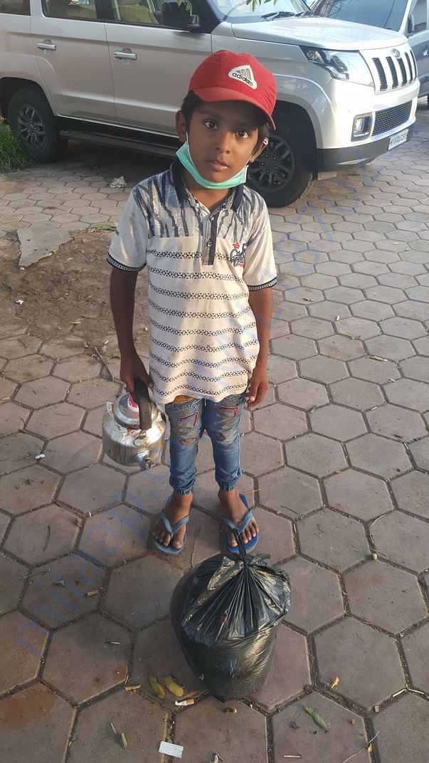 Deliver ration kit to 12 yr old boy who is selling tea in lockdown