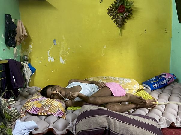 Help raise funds for a disabled boy suffering from brain damage