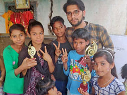 Mobilize Kids Of Slum Area