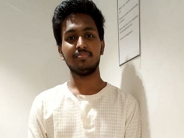 Offer A Helping Hand To Support a 19 years Old Boy
