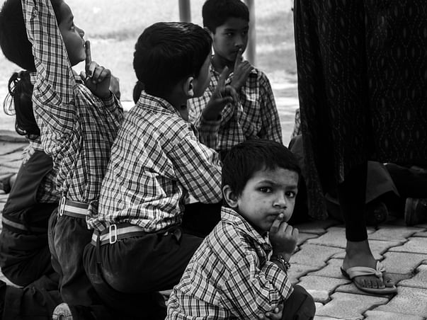 Help Sayantan go OFFLINE to support Arijeet & Vrinda's classes ONLINE
