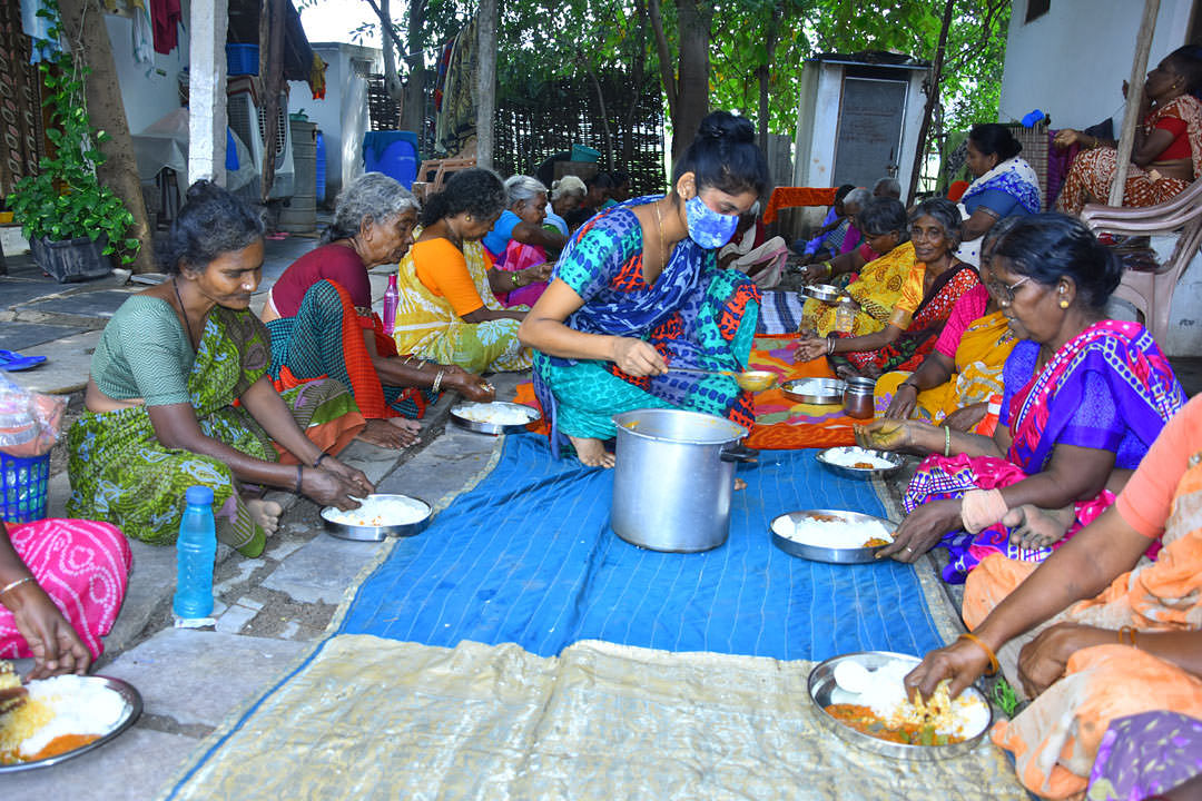 food donation to poor elderly people in andhra pradesh india