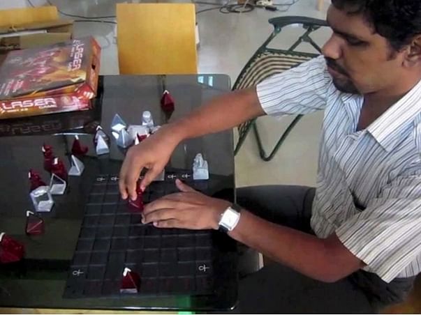 Help Mohammed Saliah to start his own chess academy!